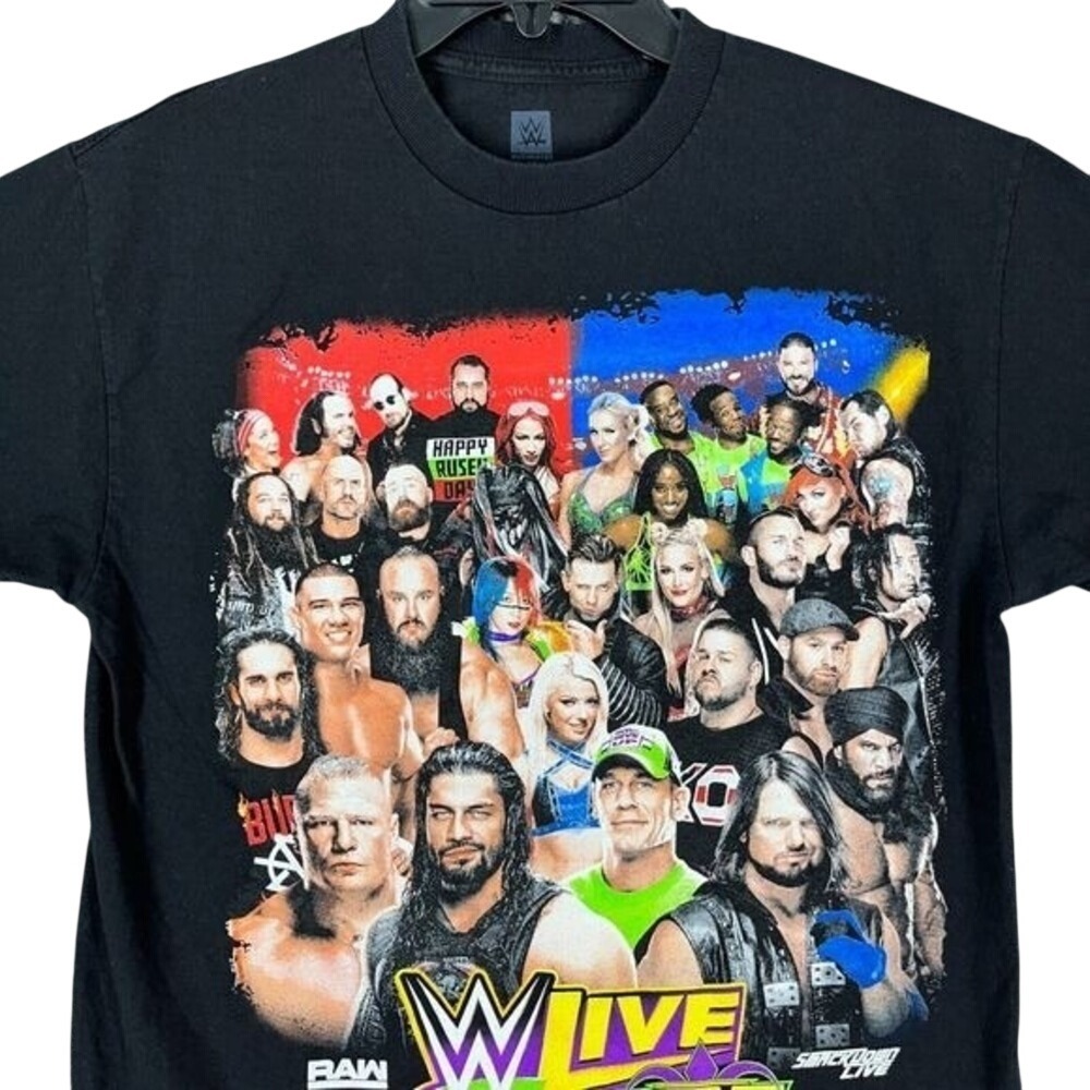 WWE Shirt Mens M Retro Core Streetwear Urban Wear Fandom Gamer‎ Nostalgic 2010s
